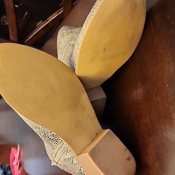 CORKYS Boutique Tan Snake Booties Sz 8 - Picture 7 of 7